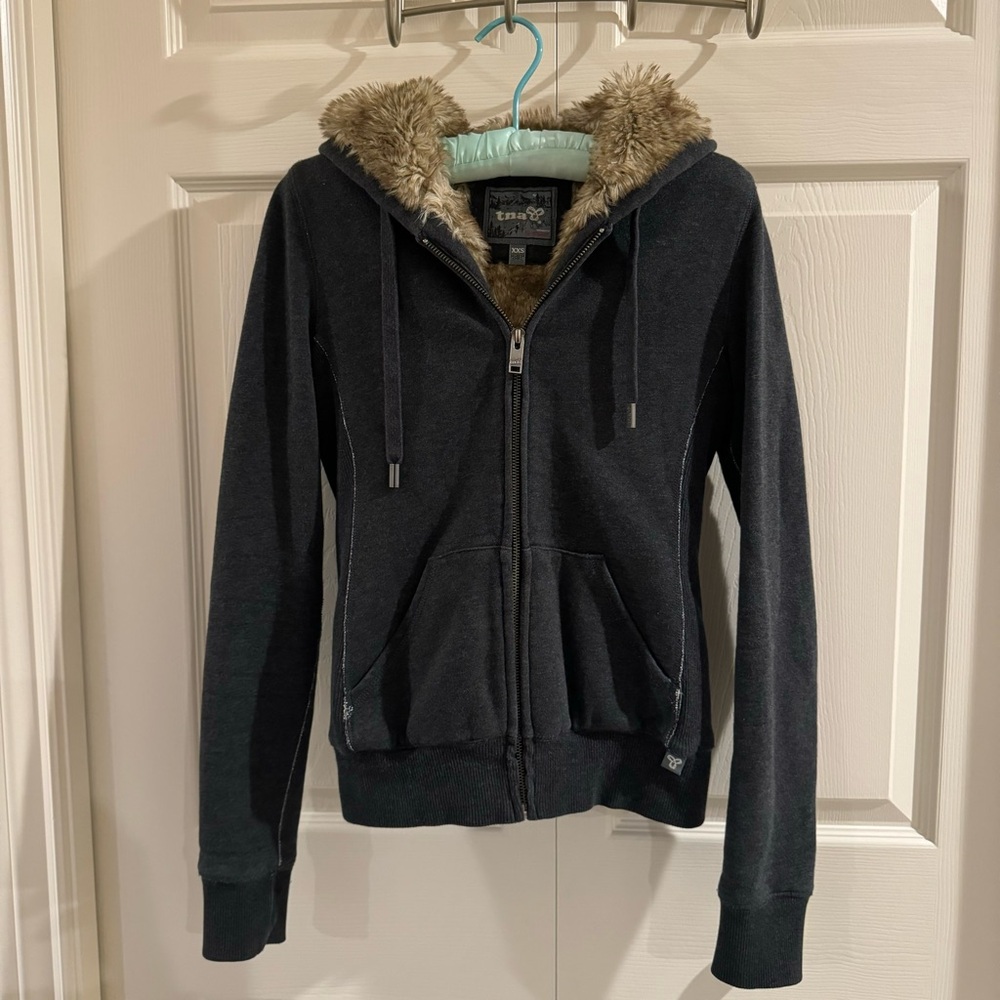 Aritzia TNA Pacific Fur Lined Hoodie in Grey XXS
